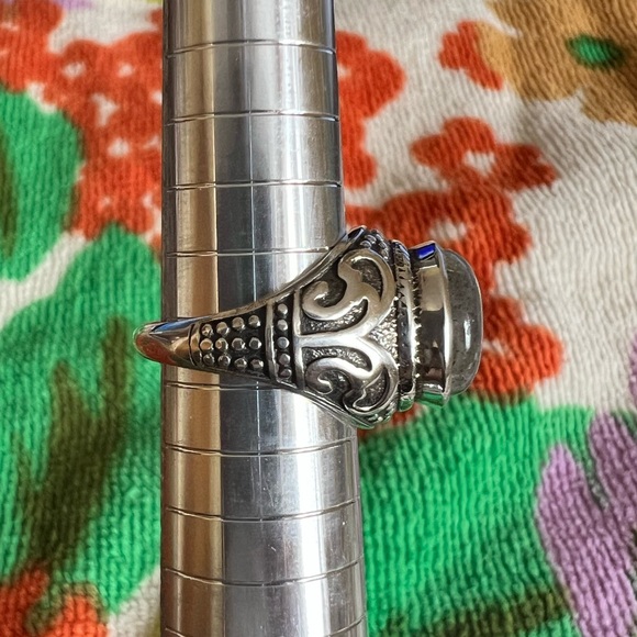 Sterling Silver Labradorite Cabochon Ring - Picture 8 of 12